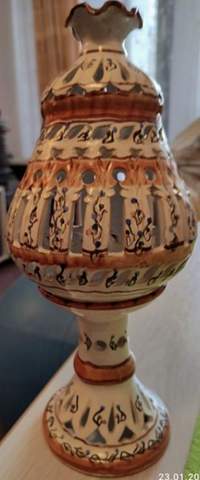 Vasen aus der Ming-Dynastie. Woran kann man sie erkennen?